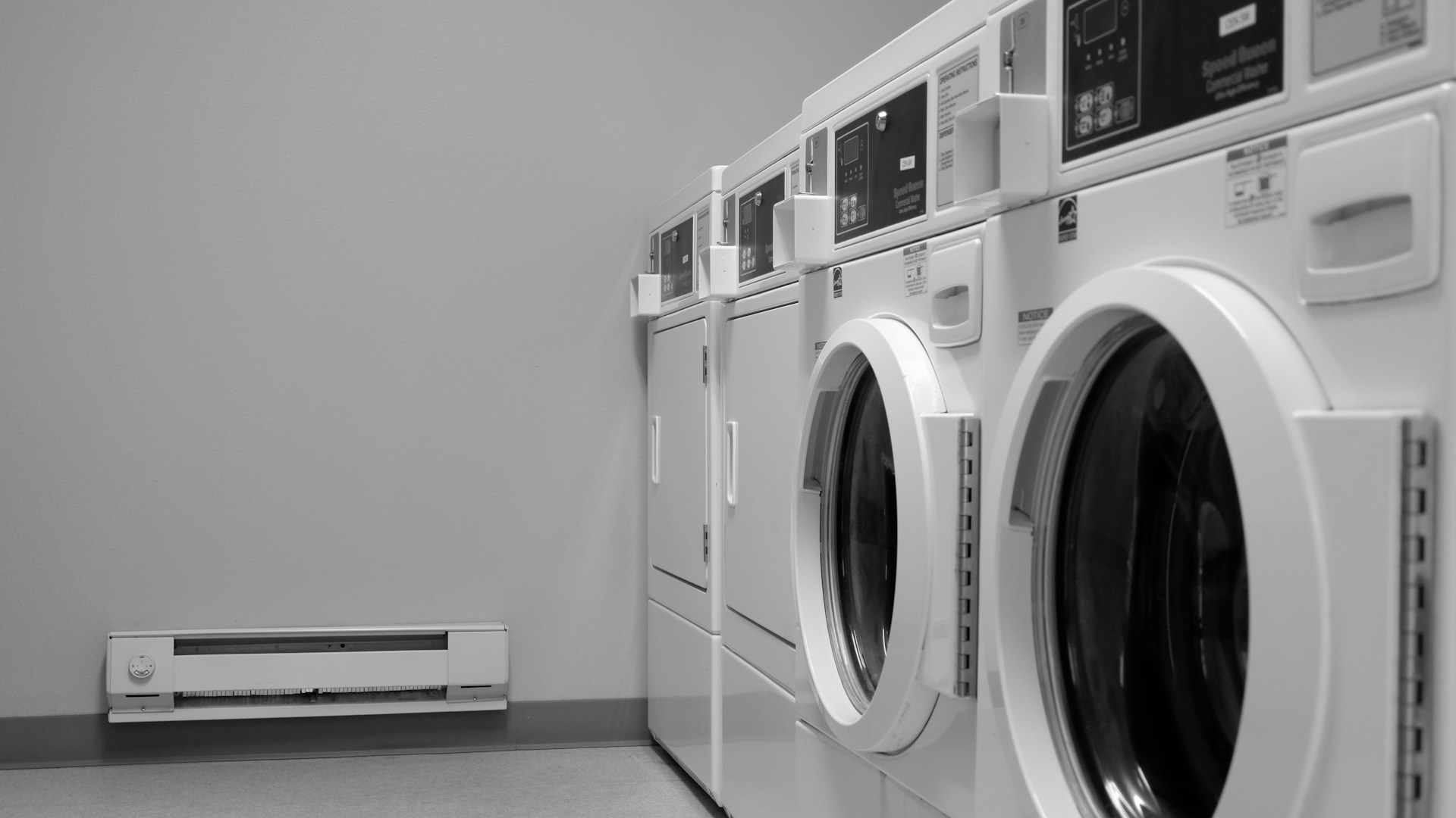 Washing machines and dryers in a laundry room - What must not go in the dryer?