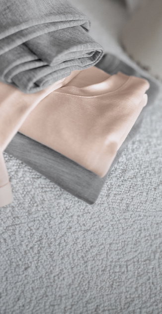 You can see two tops and two leggings from the True Confidence range in pink and grey.